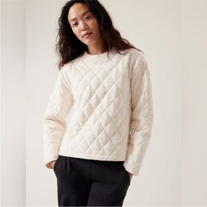 Athleta Retroplush Cropped Quilted Crewneck Sweatshirt cream size medium.